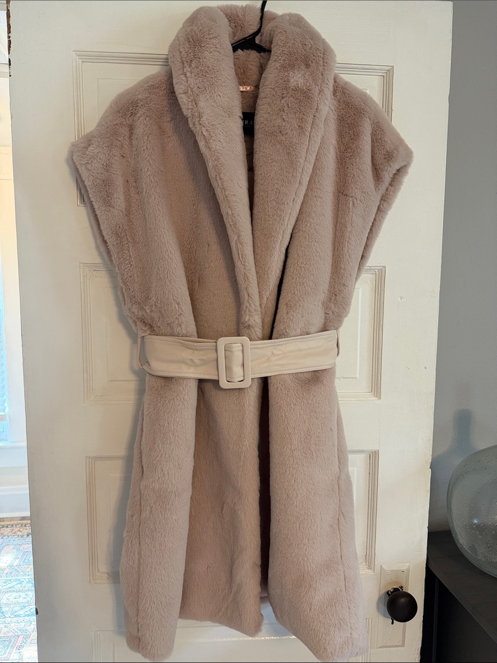 AKIRA Plush Faux Fur Sleeveless Vest with Belt - Baby Pink